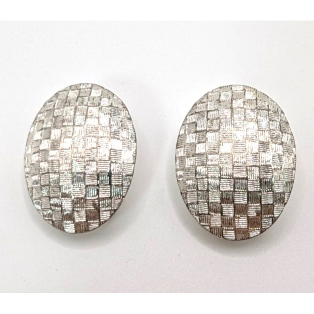 Vintage Clip On Earrings Silver Tone Basket Weave Oval Textured Retro